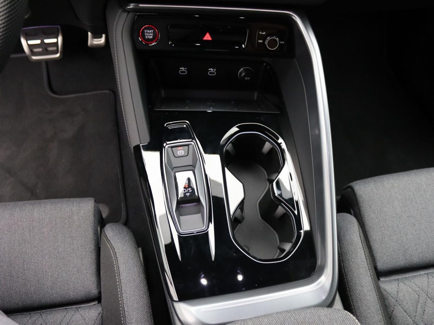 Image about Audi Q5 SUV TDI quattro 150 kW S tronic