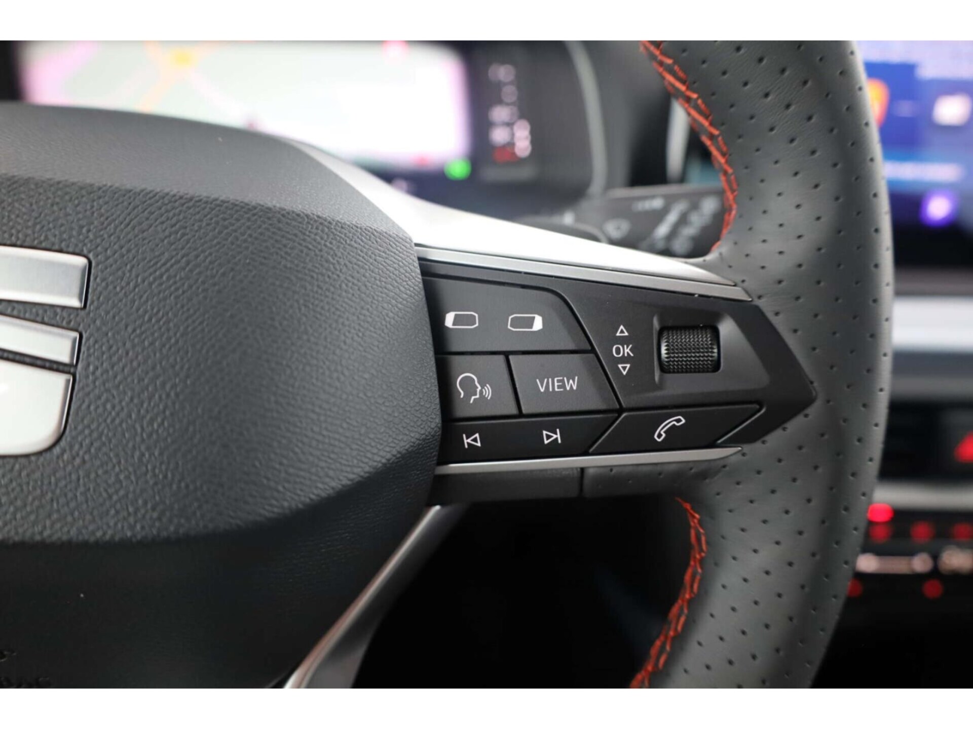 SEAT Arona FR