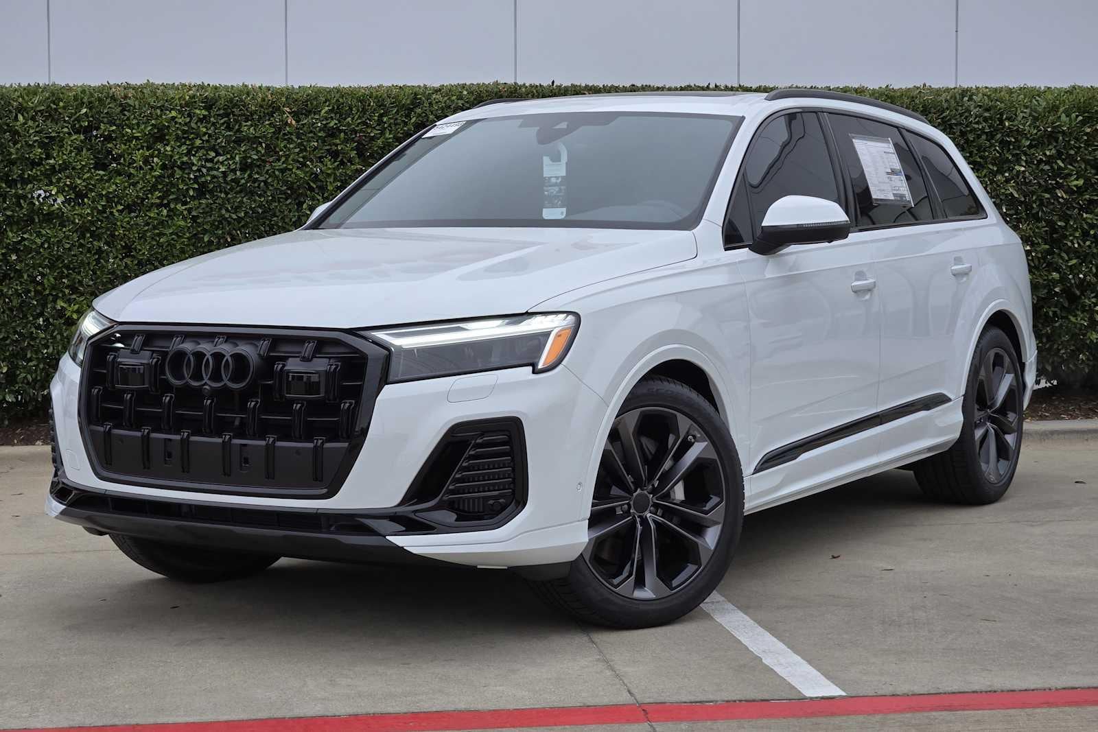2026 Audi Q7 55 Premium Plus quattro Tiptronic's photo