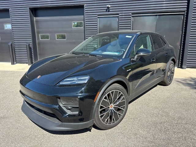 2025 Porsche Macan Electric