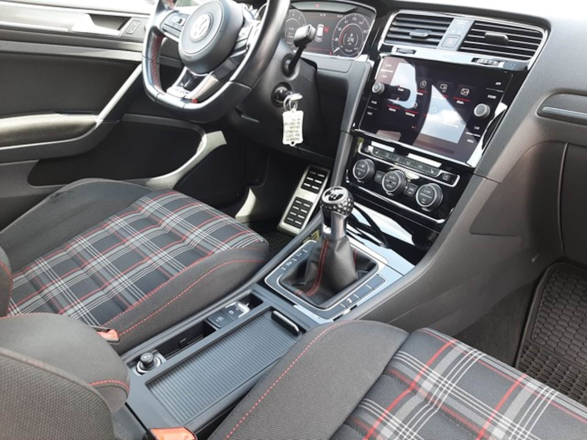 Volkswagen Golf GTI Performance