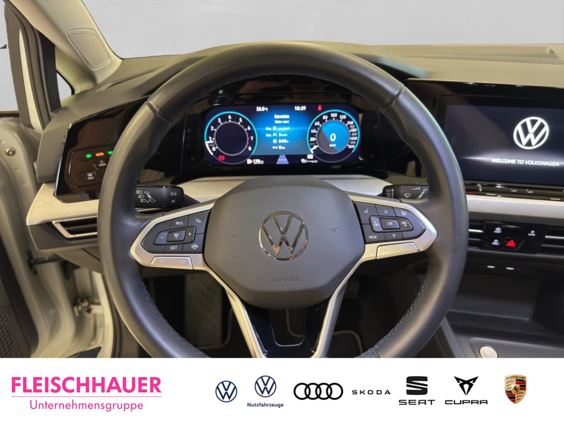Volkswagen Golf Variant Life