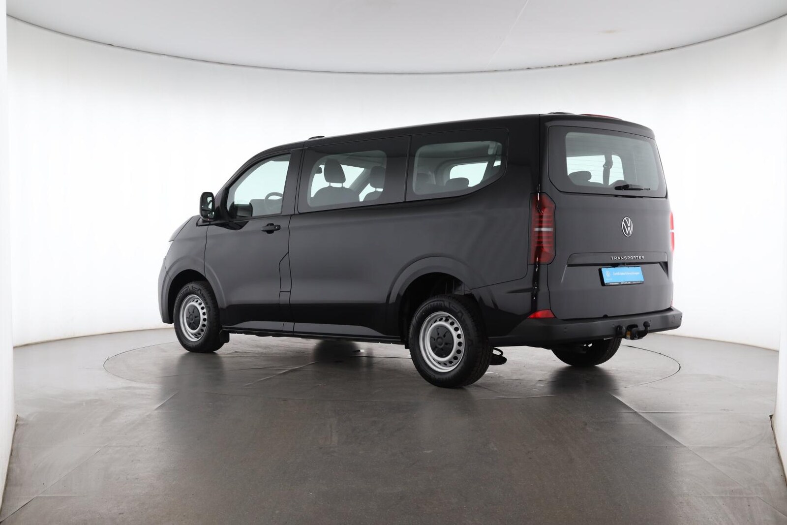 Volkswagen Transporter Kombi kurzer Radstand – Bild 4