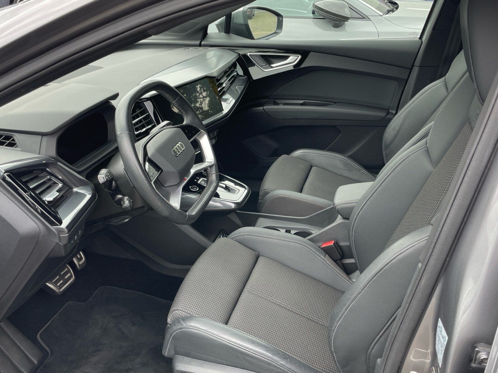 Audi Q4 e-tron – Bild 9