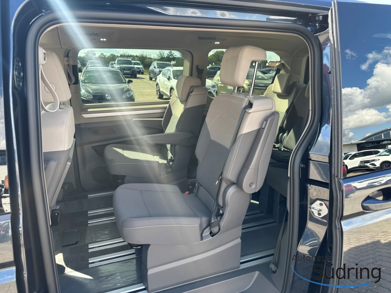 Volkswagen Multivan Langversion – Bild 11