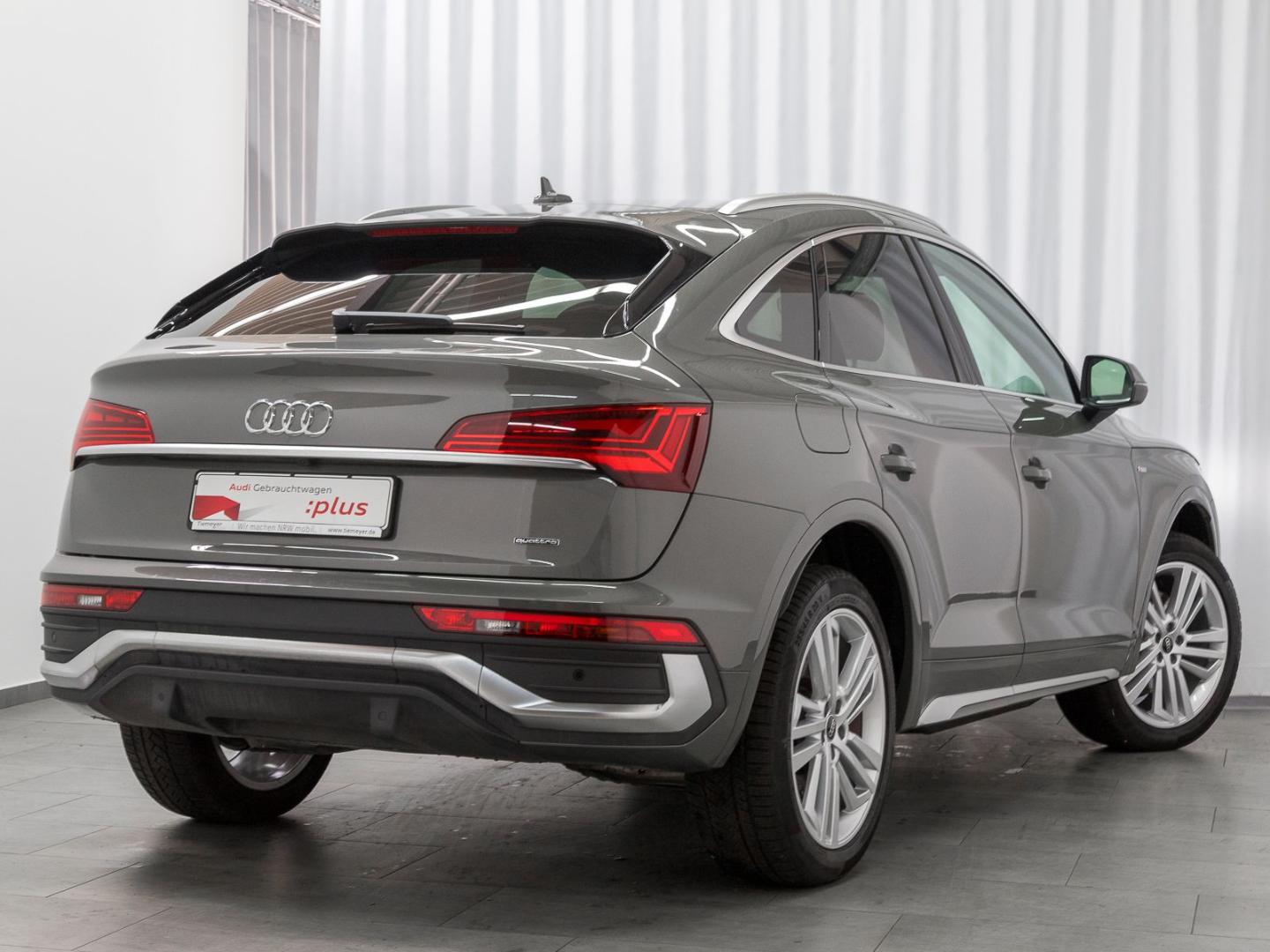 Image about Audi Q5 Sportback TFSI e S line business 50 TFSI e quattro S tronic