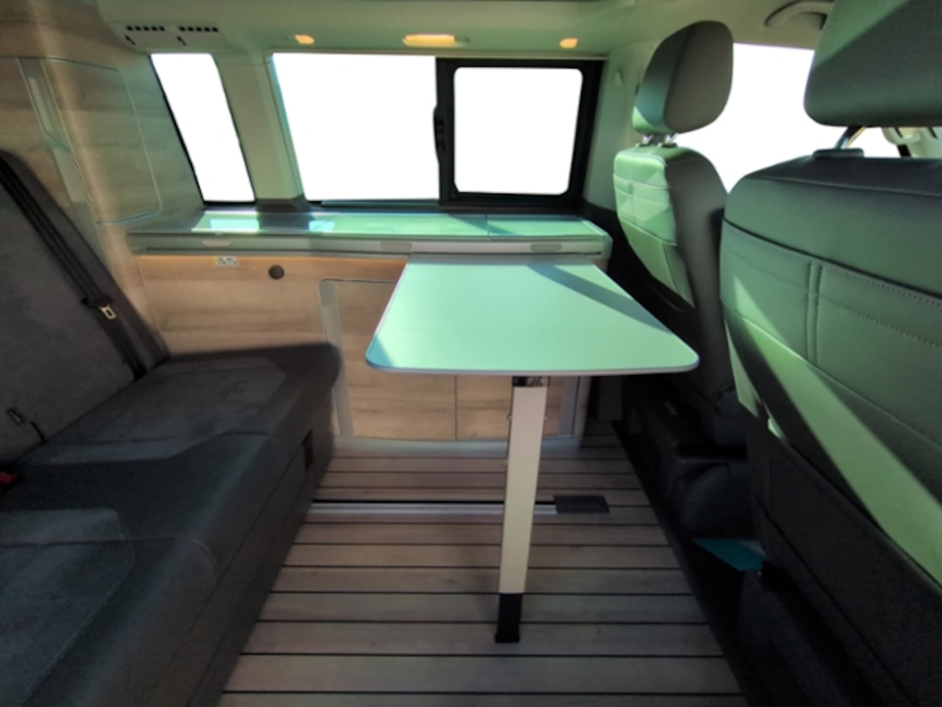 Volkswagen T6.1 California Ocean