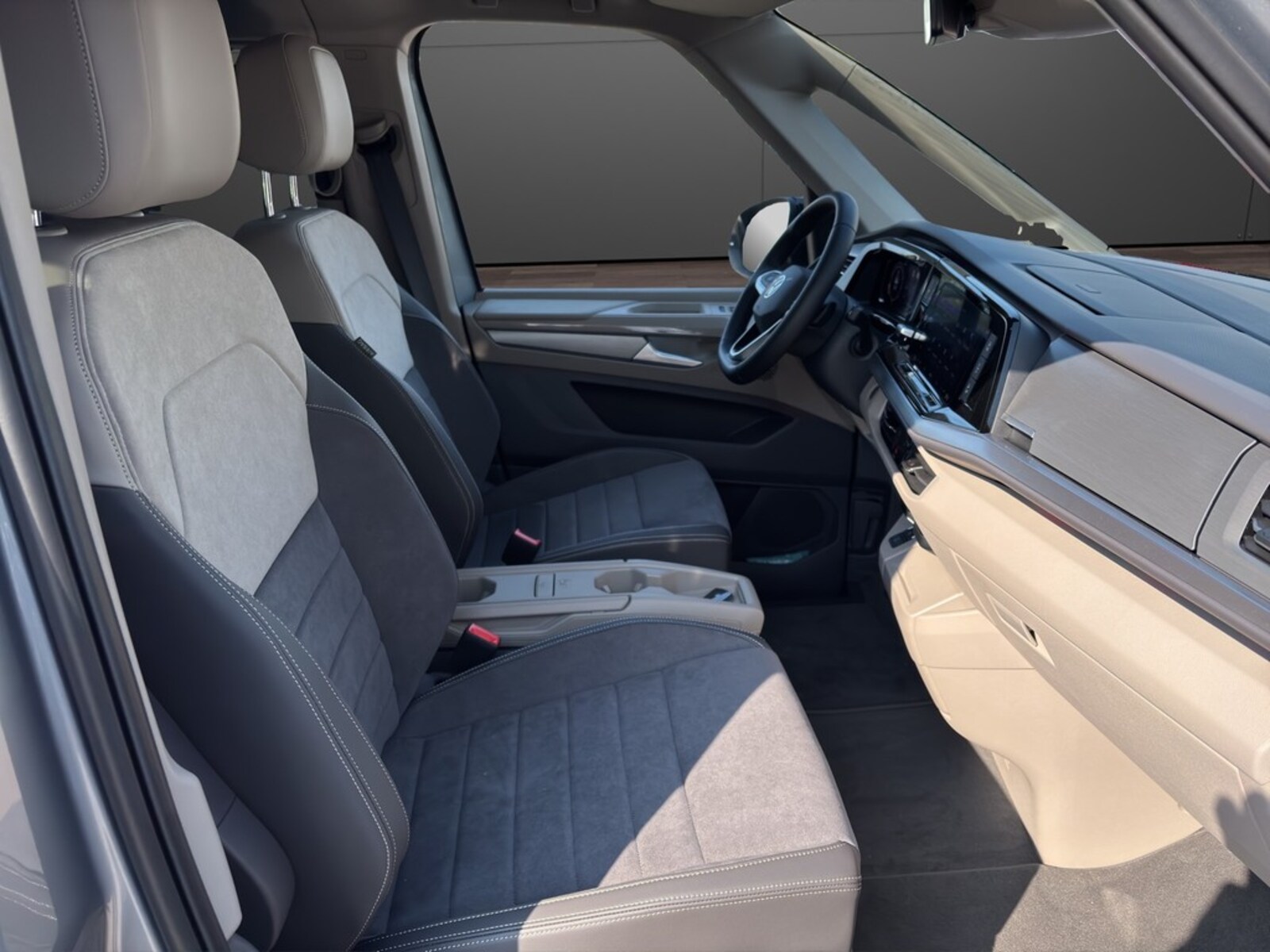 Volkswagen Multivan – Bild 14