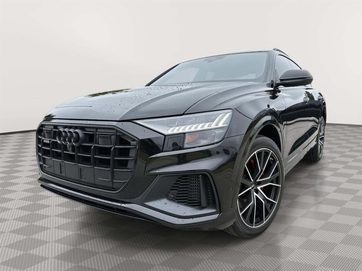 2022 Audi Q8 55 Prestige Tiptonic quattro's photo
