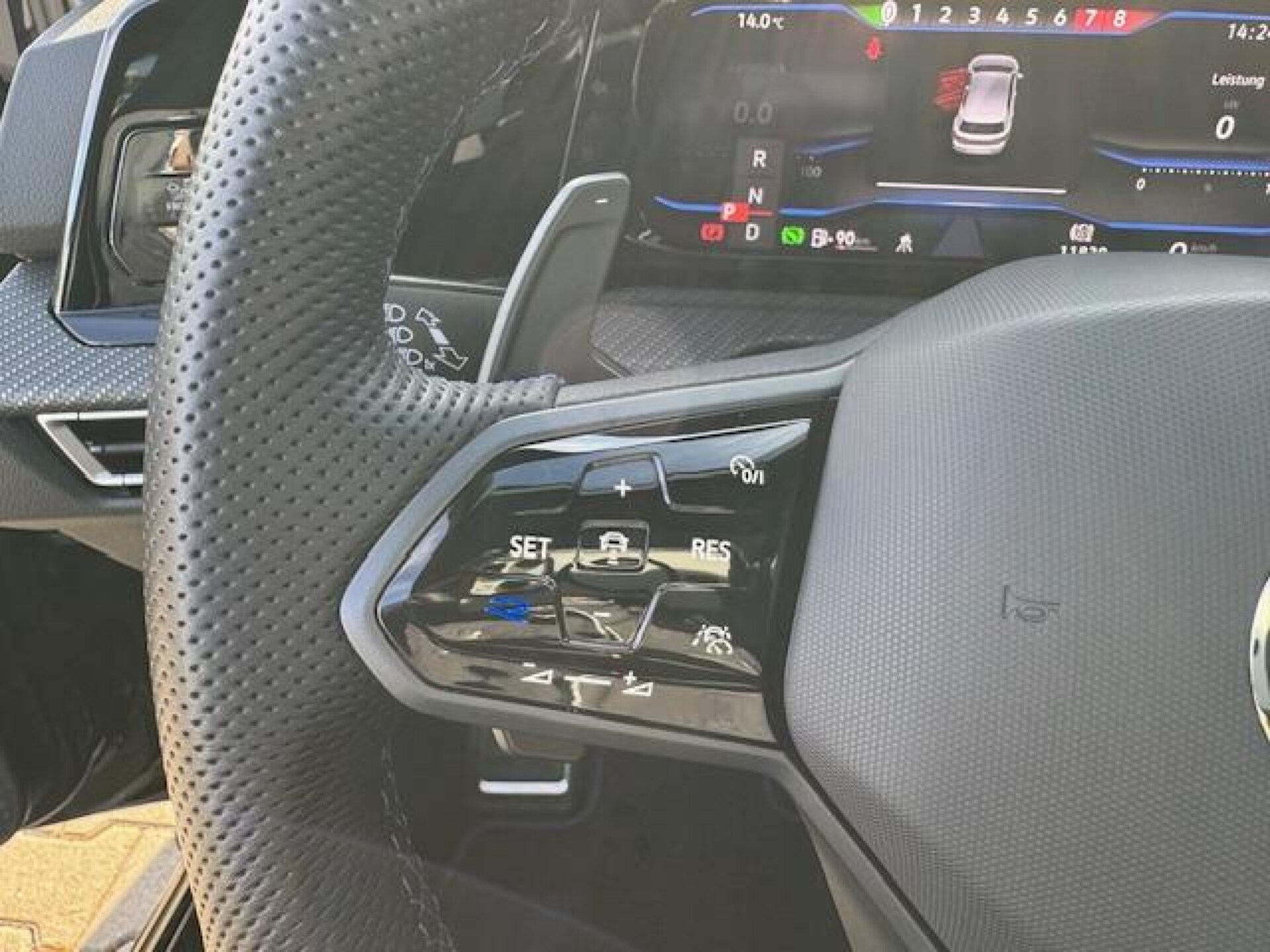 Volkswagen Golf R