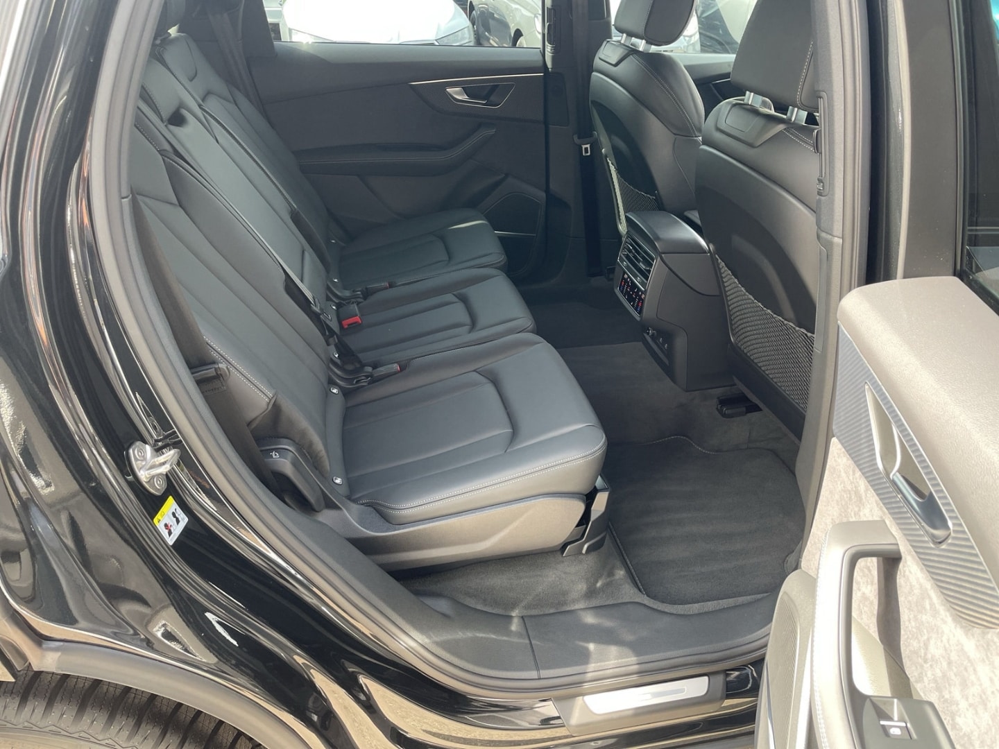 Bild über Audi Q7 SUV S line business TDI quattro 210 kW tiptronic - für weitere Informationen kontaktieren Sie den Audi Partner