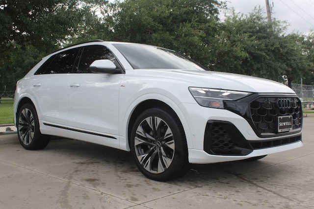 2025 Audi Q8