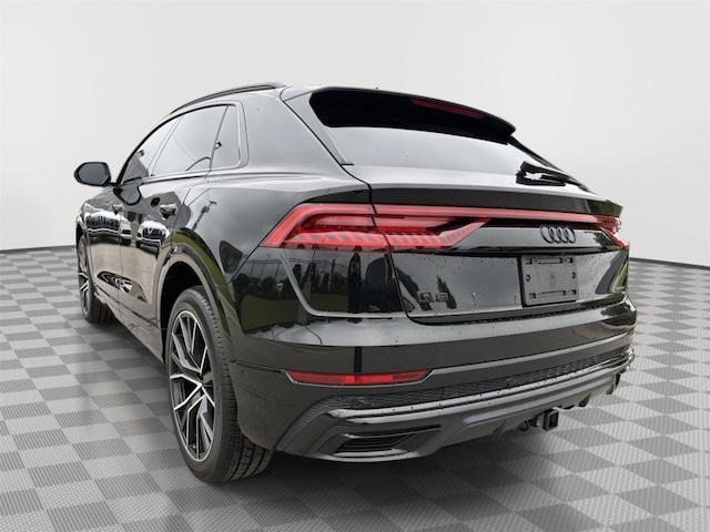 2022 Audi Q8