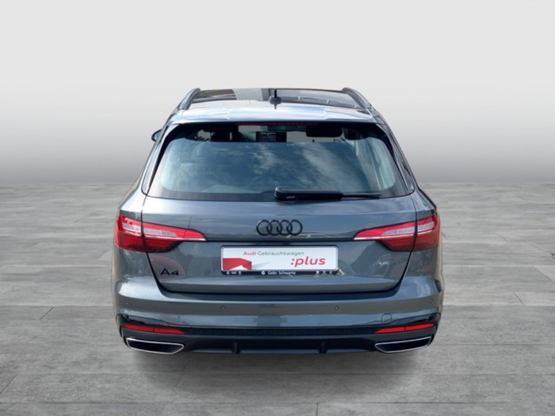 Audi A4 Avant S line