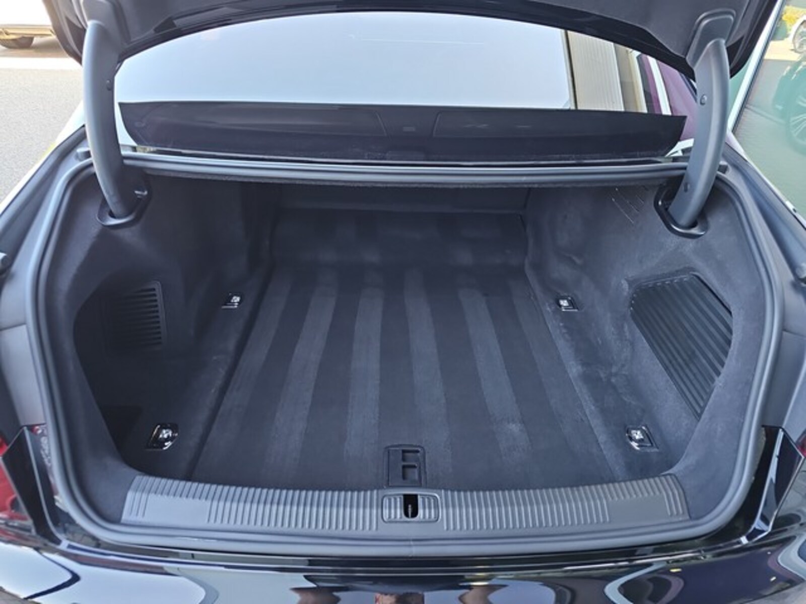 Audi A8 – Bild 18