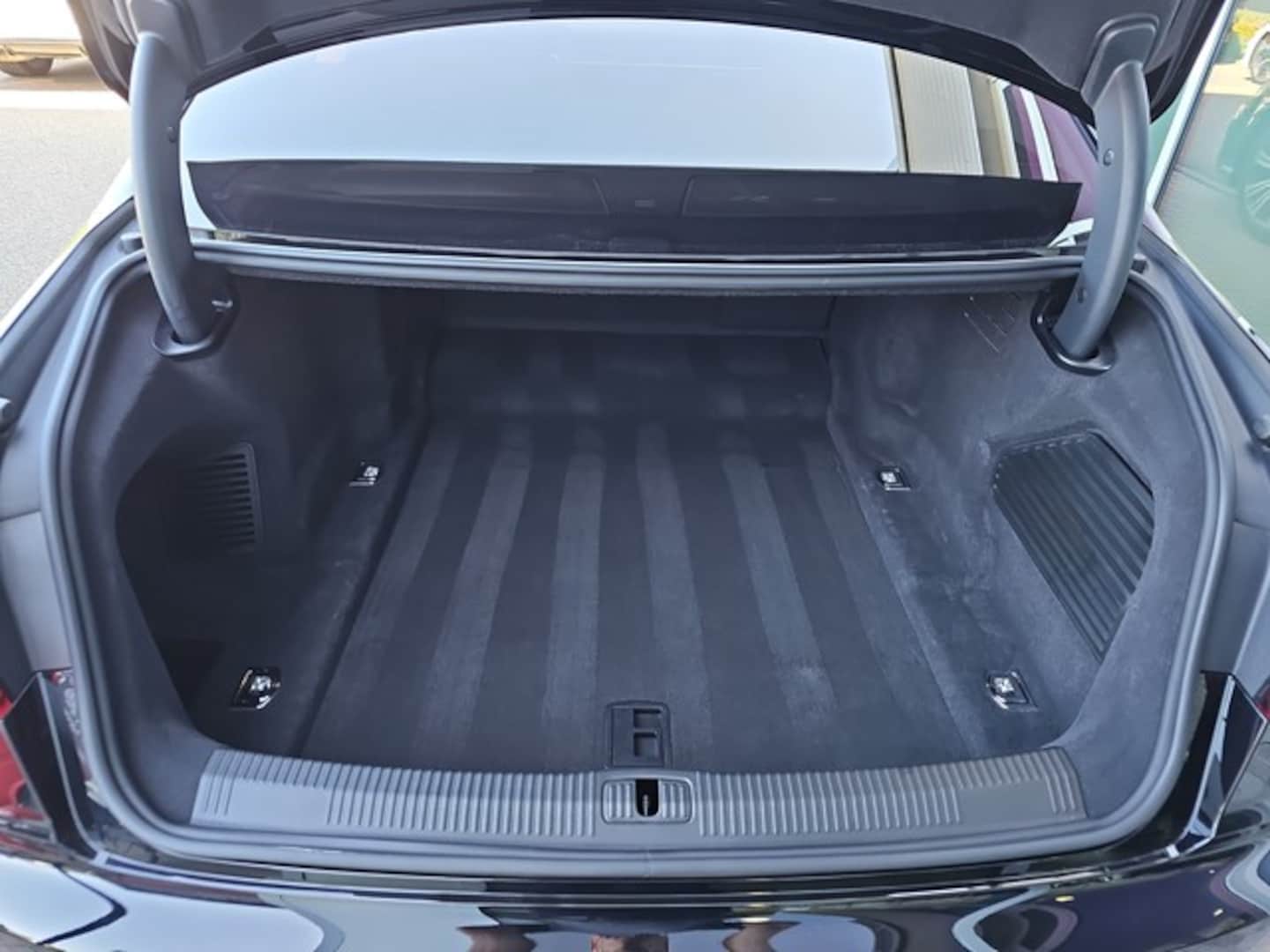 Bild über Audi A8 50 TDI quattro tiptronic - für weitere Informationen kontaktieren Sie den Audi Partner