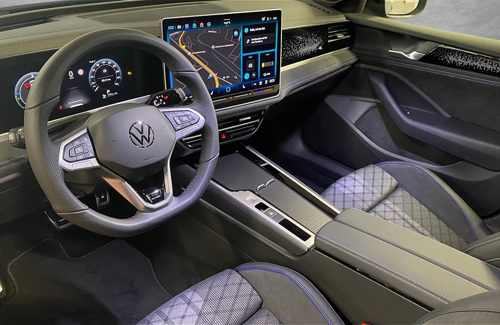 Volkswagen Passat R-Line