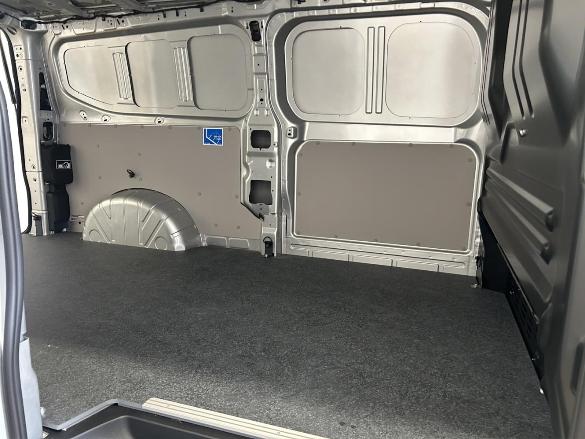 Volkswagen Transporter Kasten langer Radstand