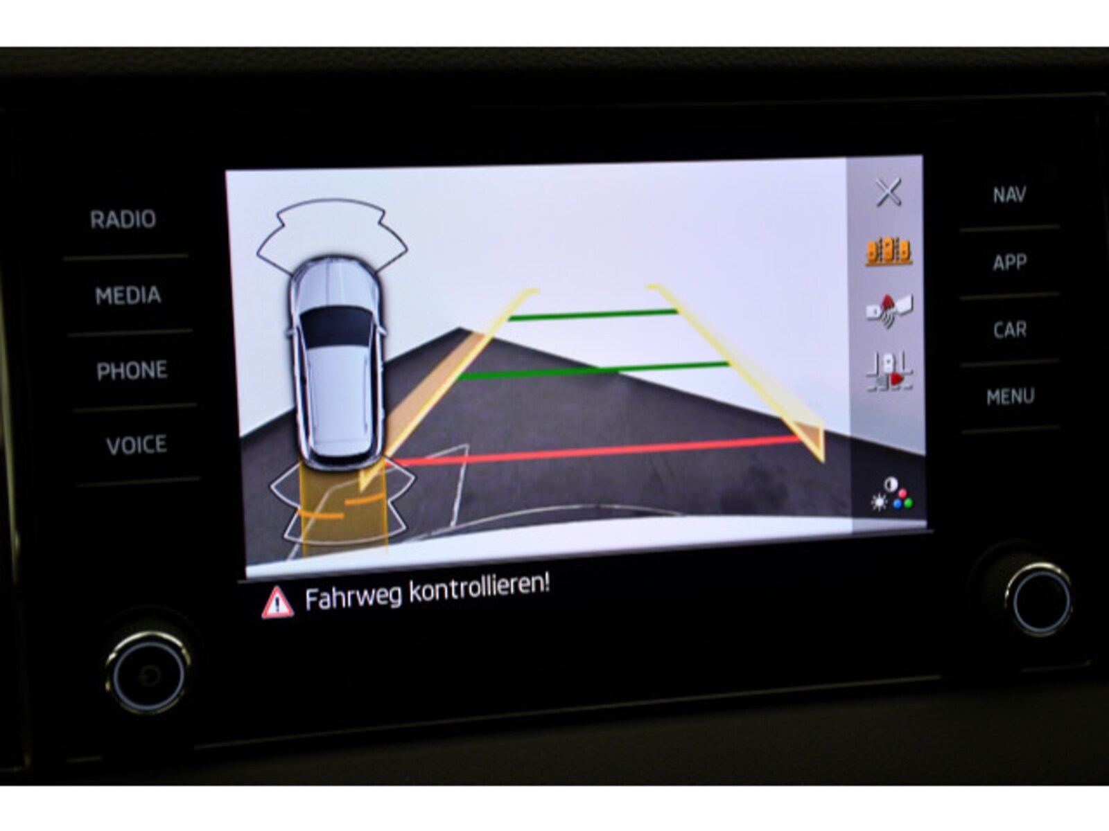 Škoda Karoq – Bild 8