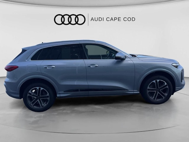 2025 Audi Q5 Premium Plus - Photo 8