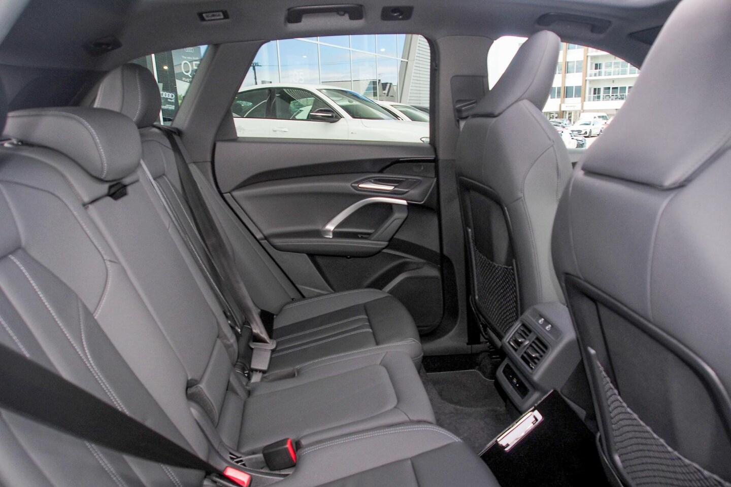 Image about Audi SQ5 SUV TFSI 270 kW edition one