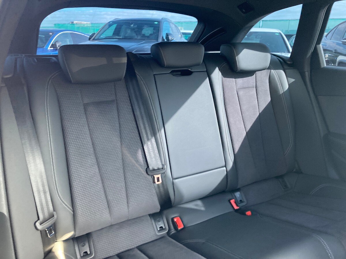 Image about Audi A4 Avant 35 TDI S line