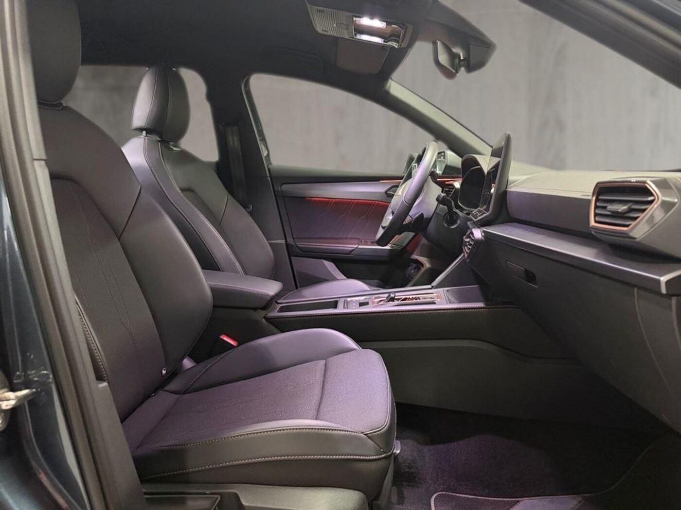 CUPRA Leon Sportstourer 1.5 TSI e-Hybrid DSG 150 kW (204 CV) — photo 5
