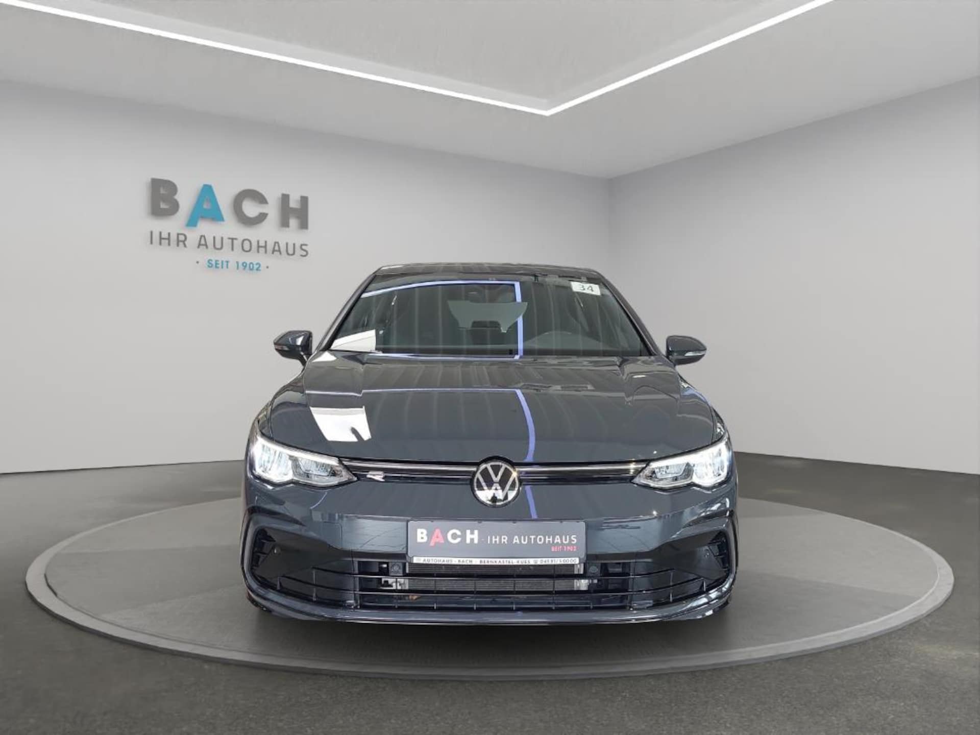 Volkswagen Golf R-Line