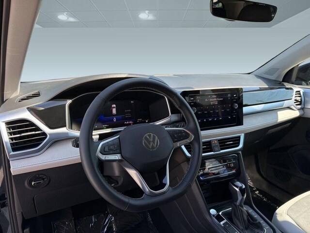 2025 Volkswagen Taos