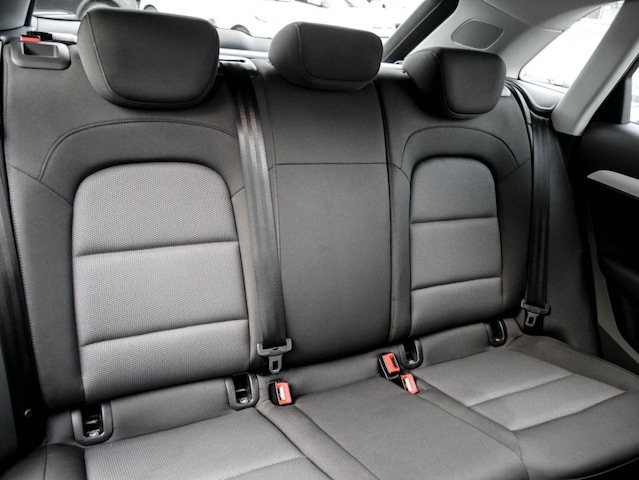 Audi Q3 SUV 1.4 TFSI Cylinder On Demand Ultra 6-Gang - - Joinsteer - #3