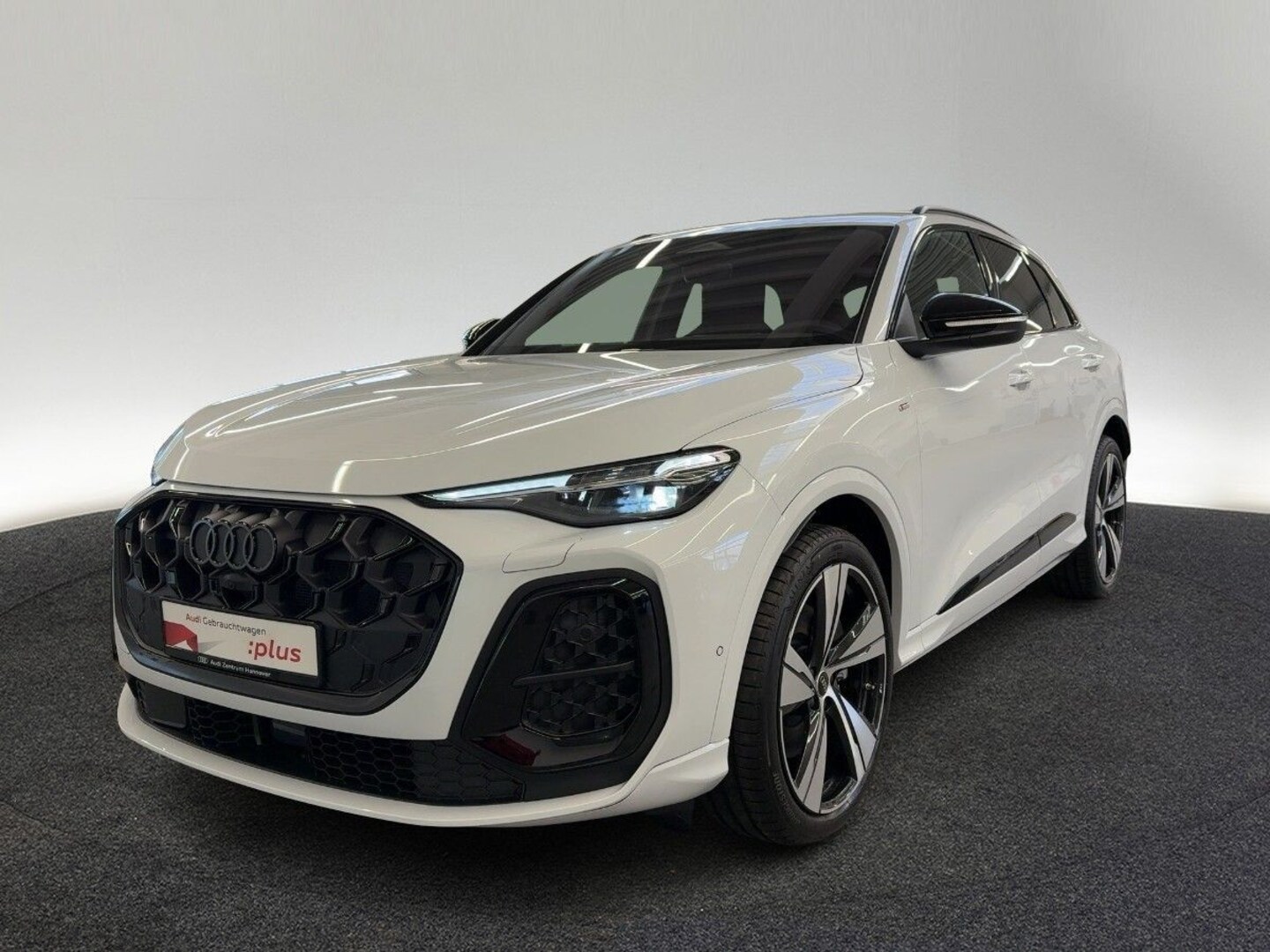 Bild über Audi Q5 SUV TDI quattro 150 kW S tronic - für weitere Informationen kontaktieren Sie den Audi Partner