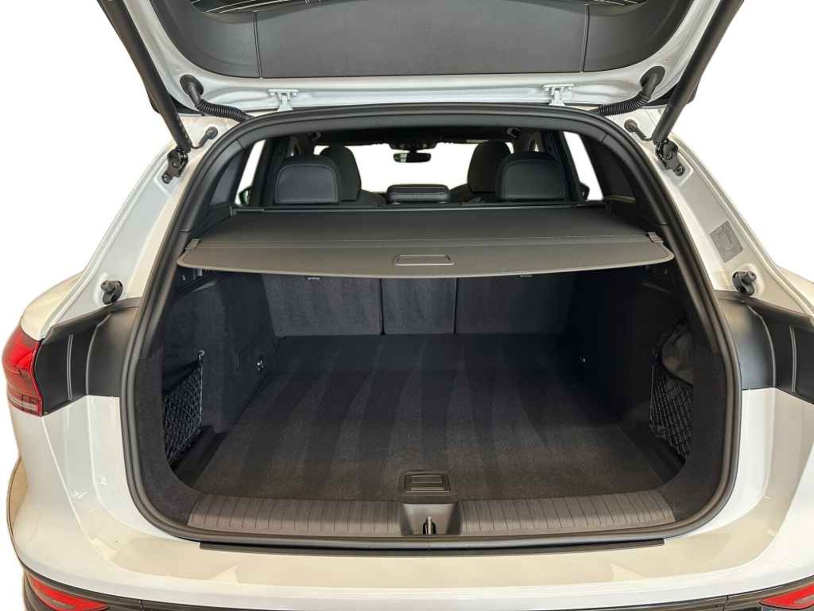 Audi Q6 e-tron – Bild 8