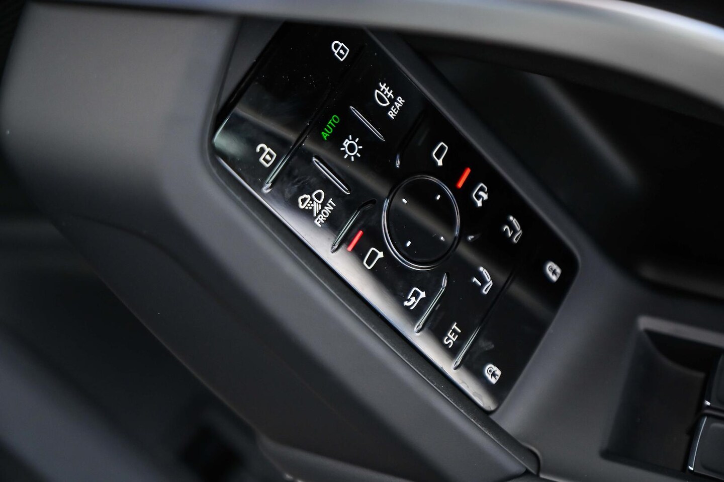 Image about Audi Q5 SUV TDI quattro 150 kW sport