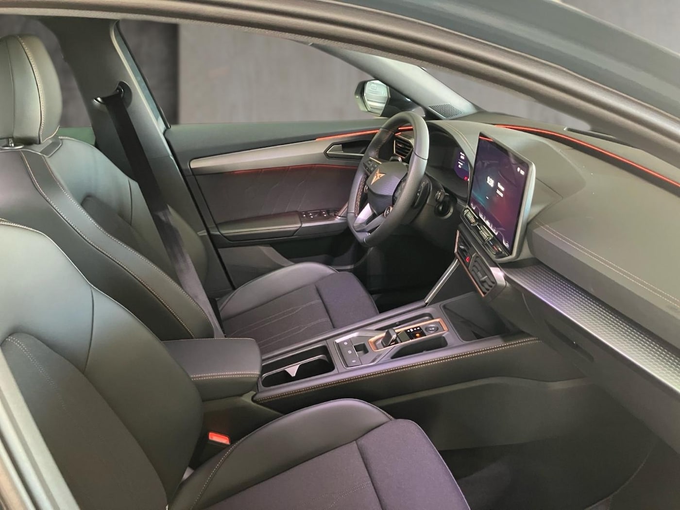 CUPRA Formentor 1.5 eTSI DSG 110 kW (150 CV) — photo 5