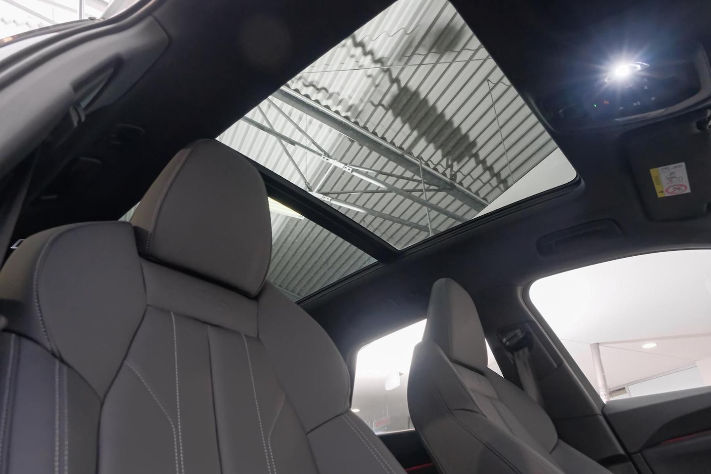 Image about Audi Q5 SUV e-hybrid quattro S tronic