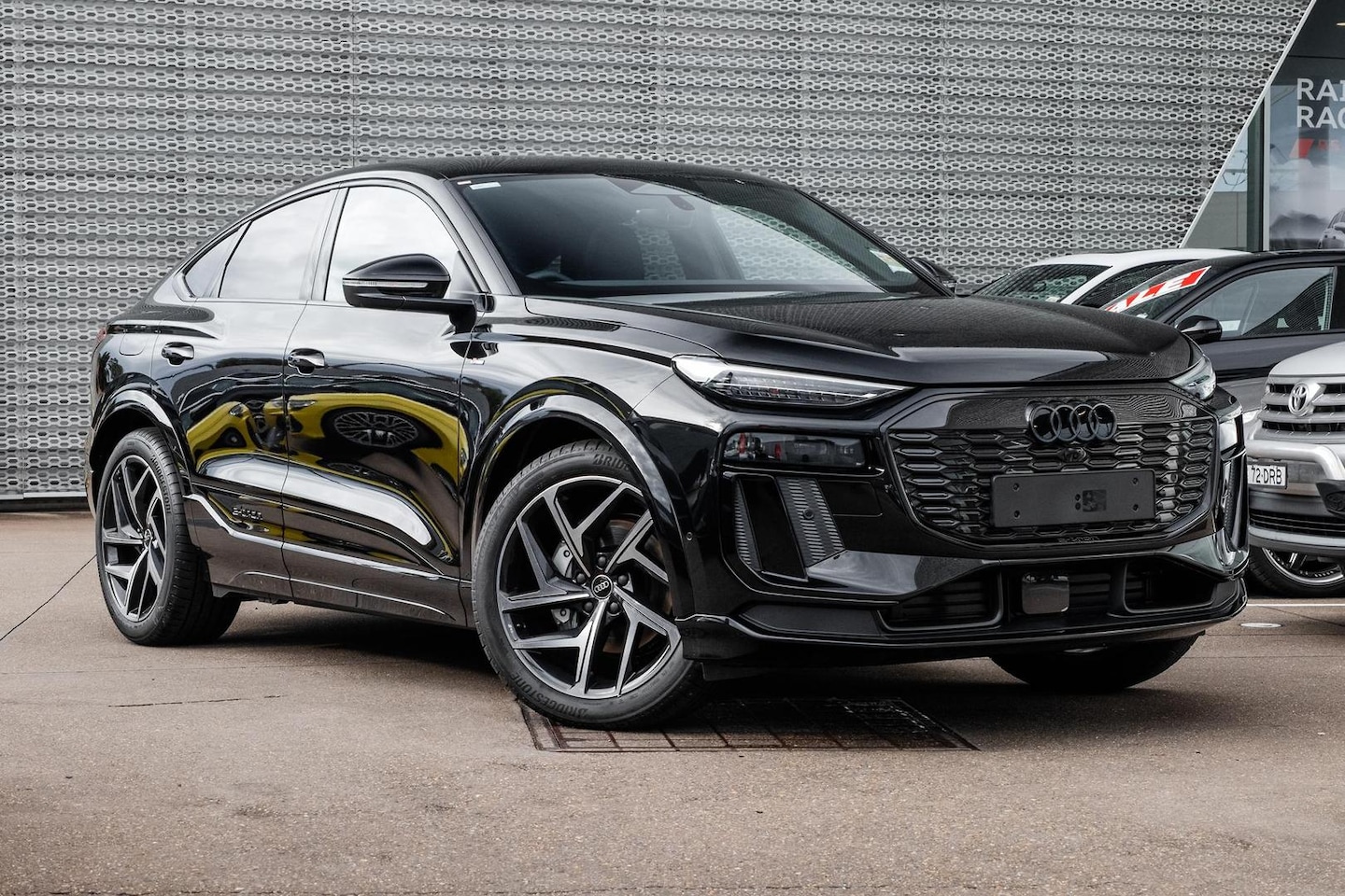 Image about Audi Q6 Sportback e-tron e-tron quattro