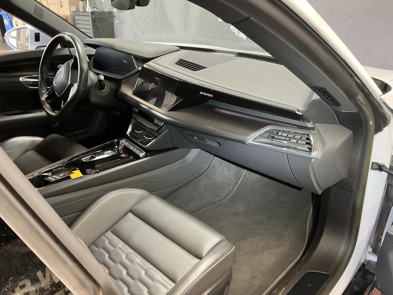 Image about Audi e-tron GT e-tron quattro