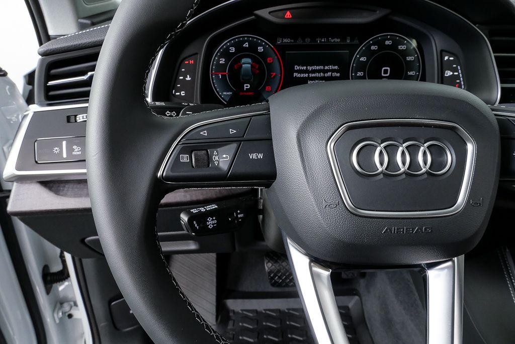 2025 Audi Q7 Premium Plus - Photo 10