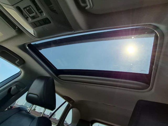 2022 Toyota RAV4 XLE Premium - Photo 16