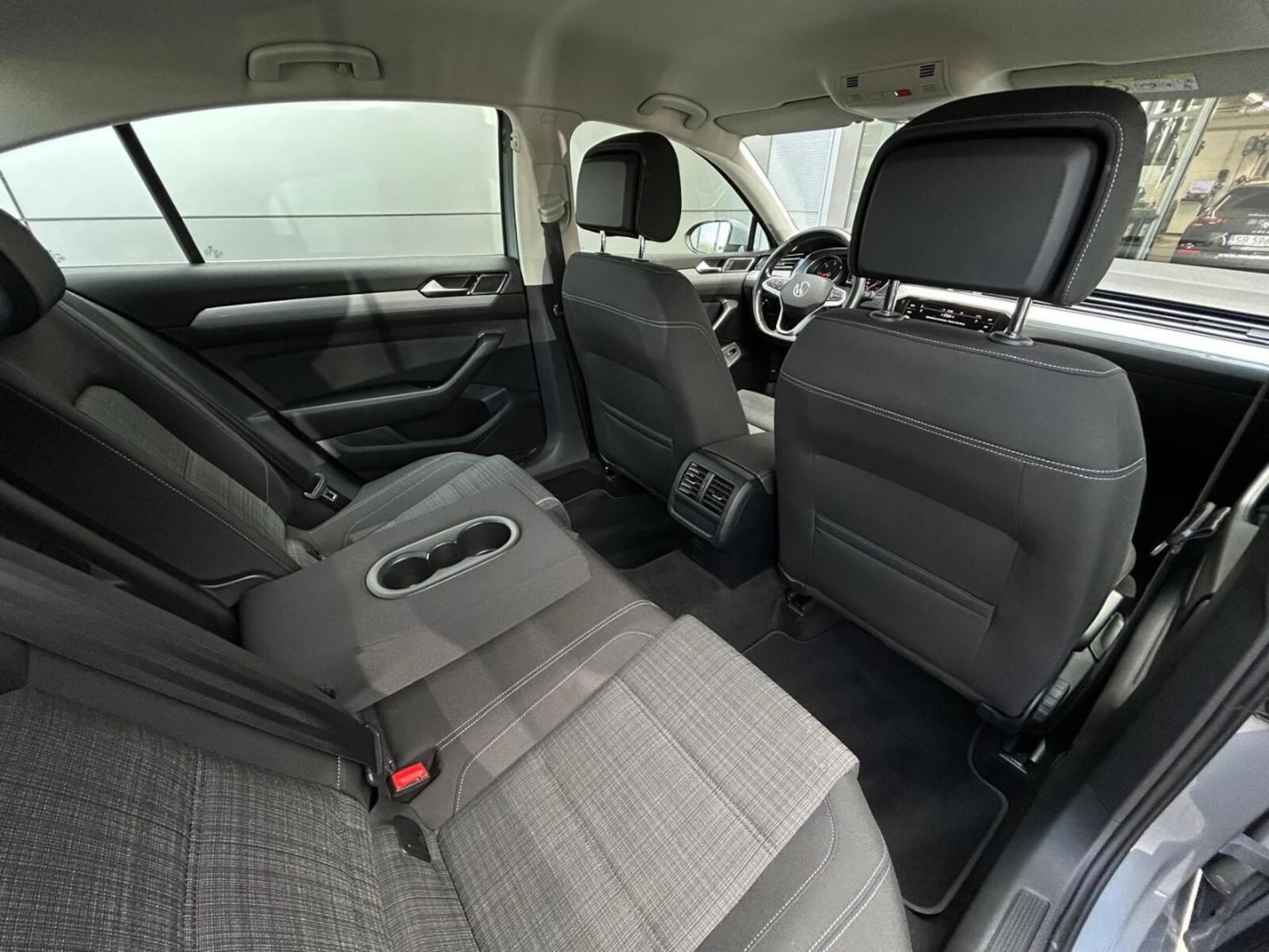Volkswagen Passat Business