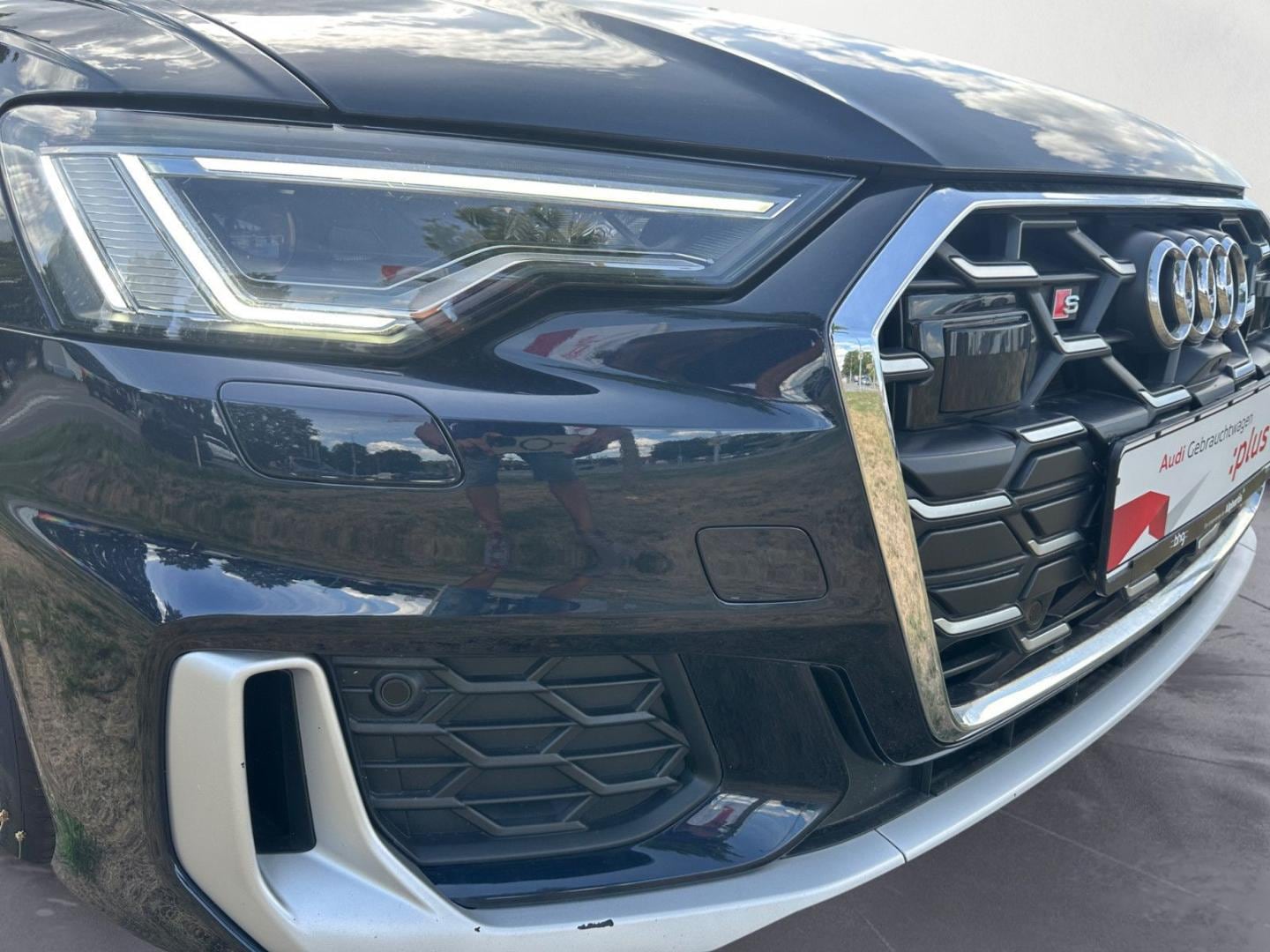 Bild über Audi S6 Limousine TDI quattro tiptronic - für weitere Informationen kontaktieren Sie den Audi Partner