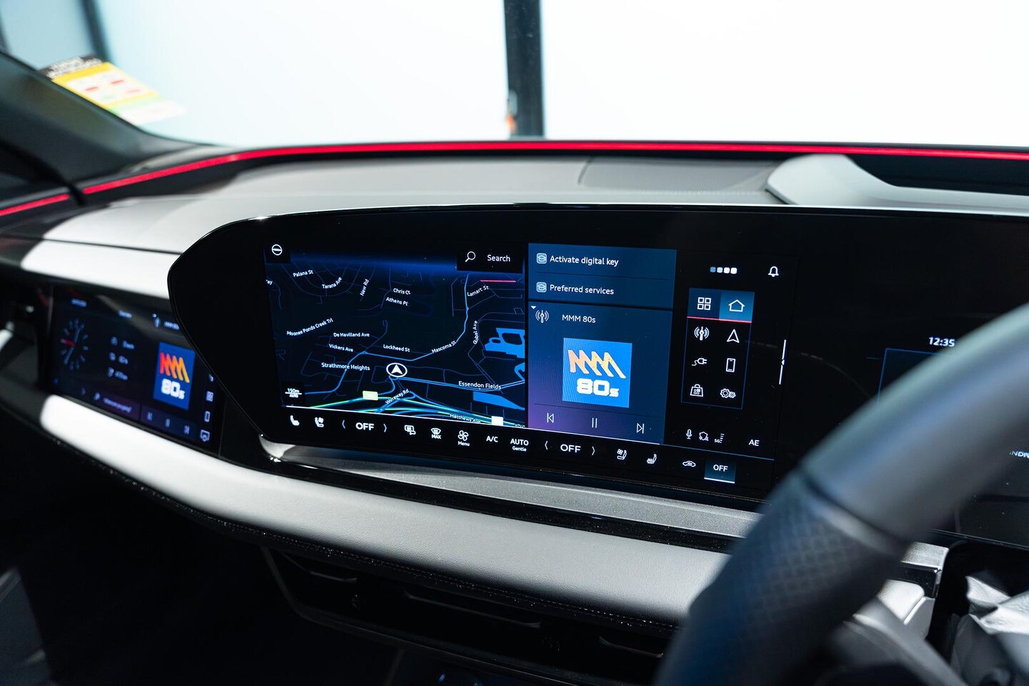 Image about Audi Q6 SUV e-tron e-tron quattro