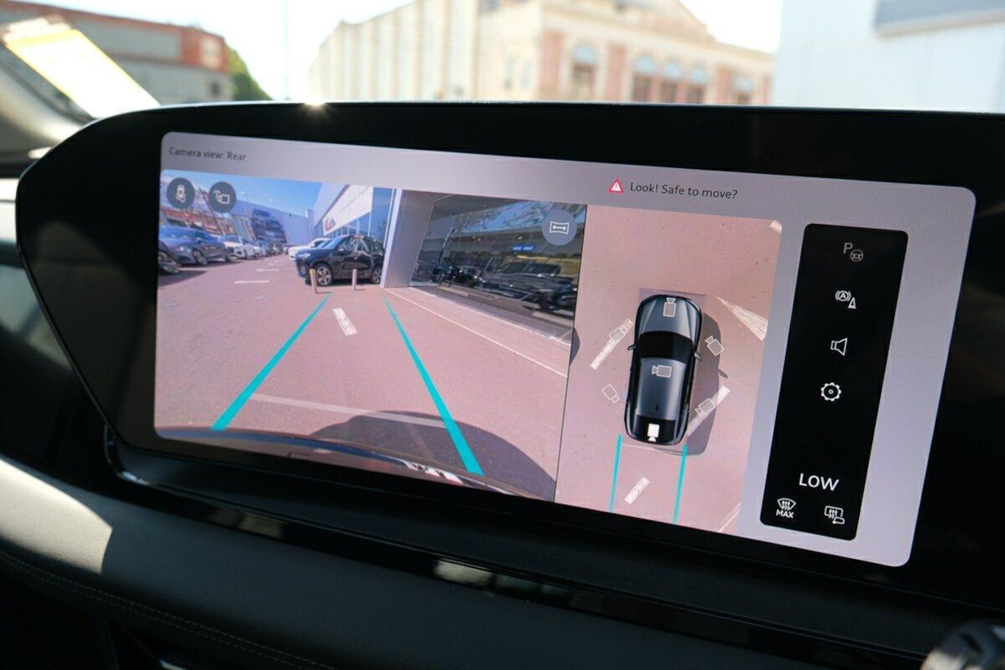 Image about Audi Q6 Sportback e-tron e-tron