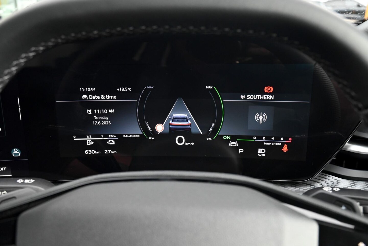 Image about Audi Q5 SUV e-hybrid quattro S tronic