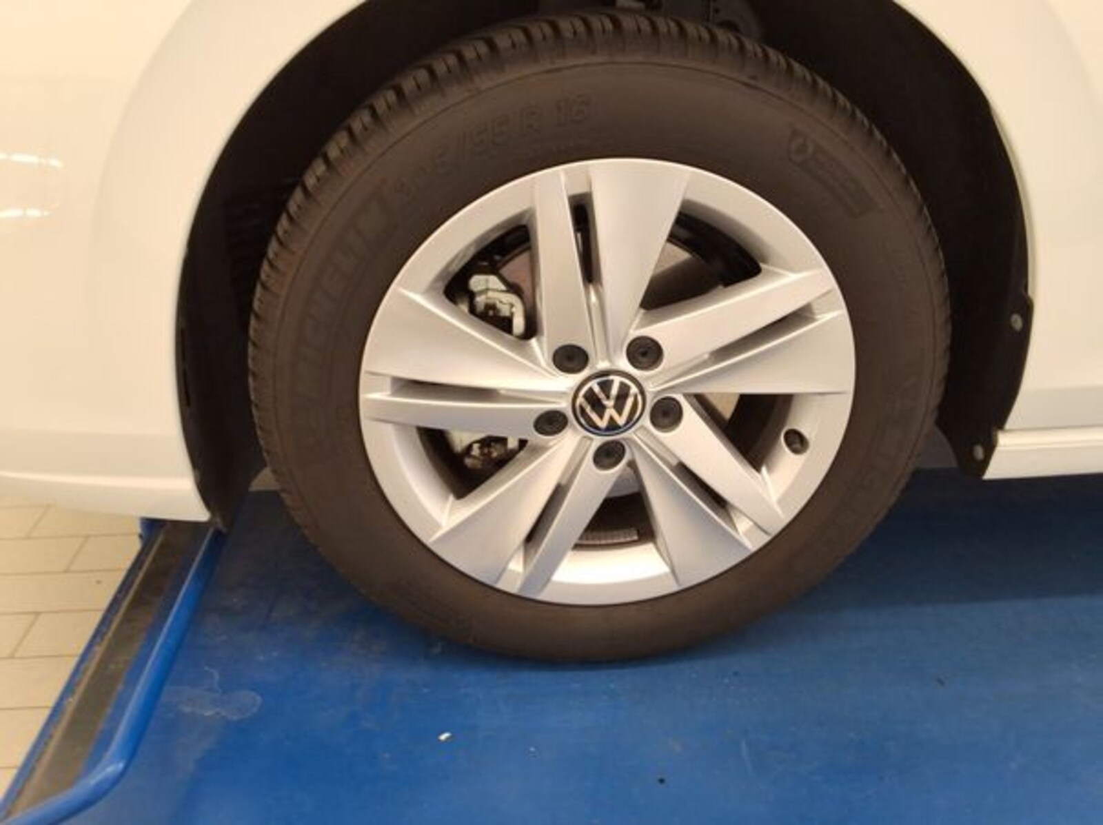 Volkswagen Golf – Bild 4