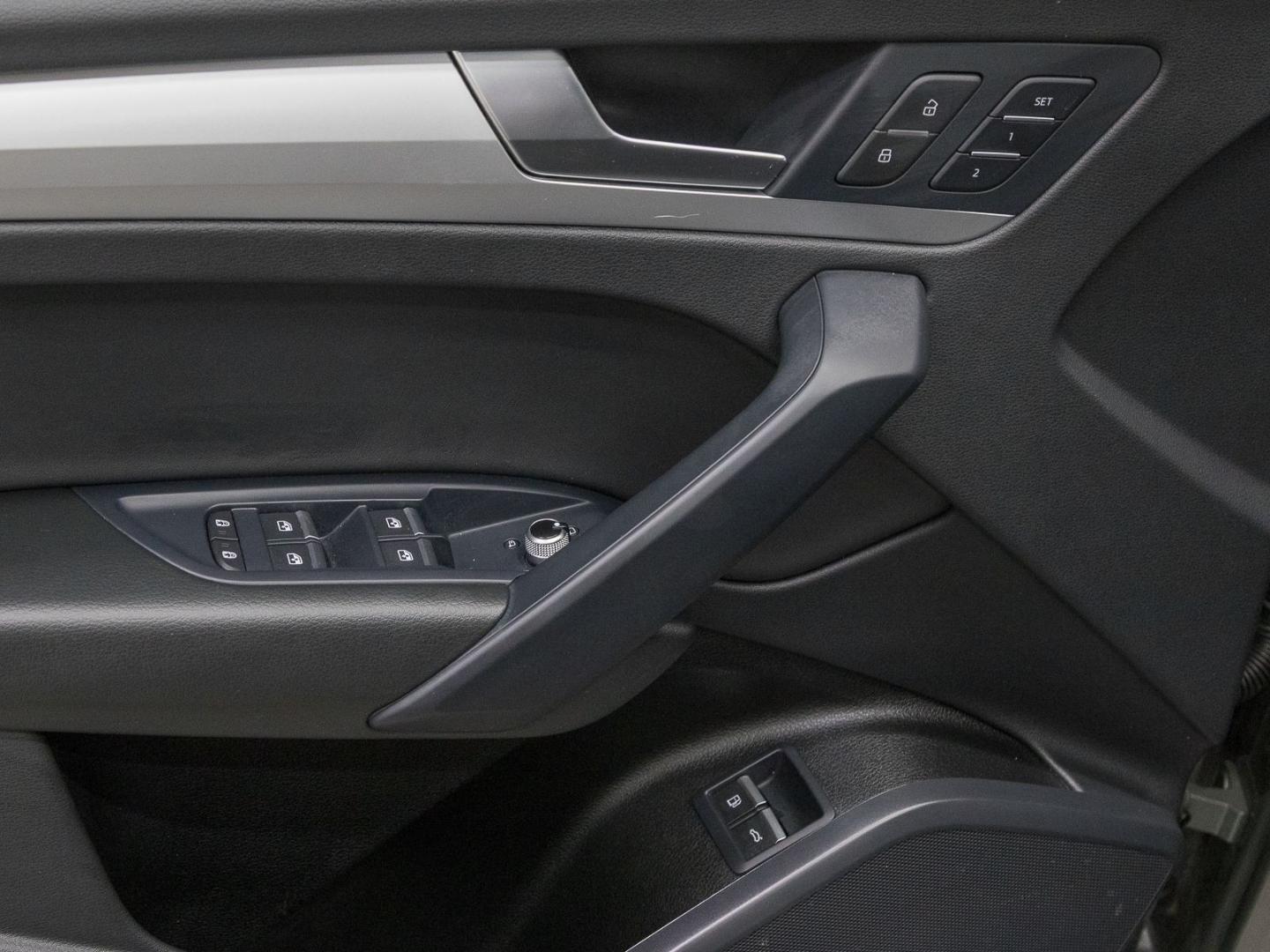 Image about Audi Q5 Sportback TFSI e S line business 50 TFSI e quattro S tronic