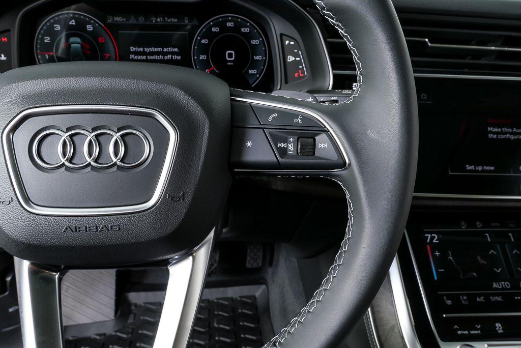 2025 Audi Q7 Premium Plus - Photo 11