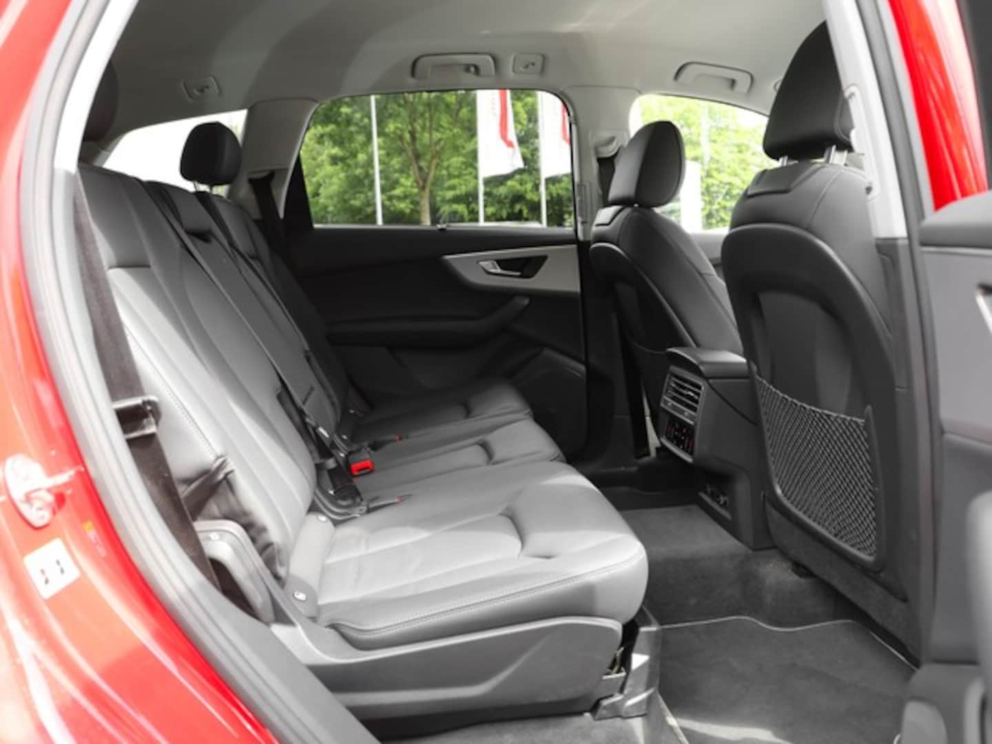 Bild über Audi Q7 SUV S line business TDI quattro 170 kW tiptronic - für weitere Informationen kontaktieren Sie den Audi Partner