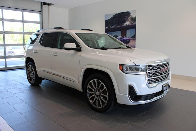 2023 GMC Acadia