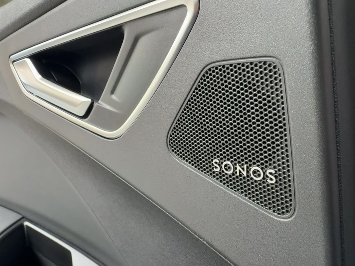 Bild über Audi Q4 e-tron 45 e-tron quattro - für weitere Informationen kontaktieren Sie den Audi Partner
